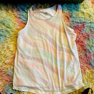 Athleta G!RL workout top!